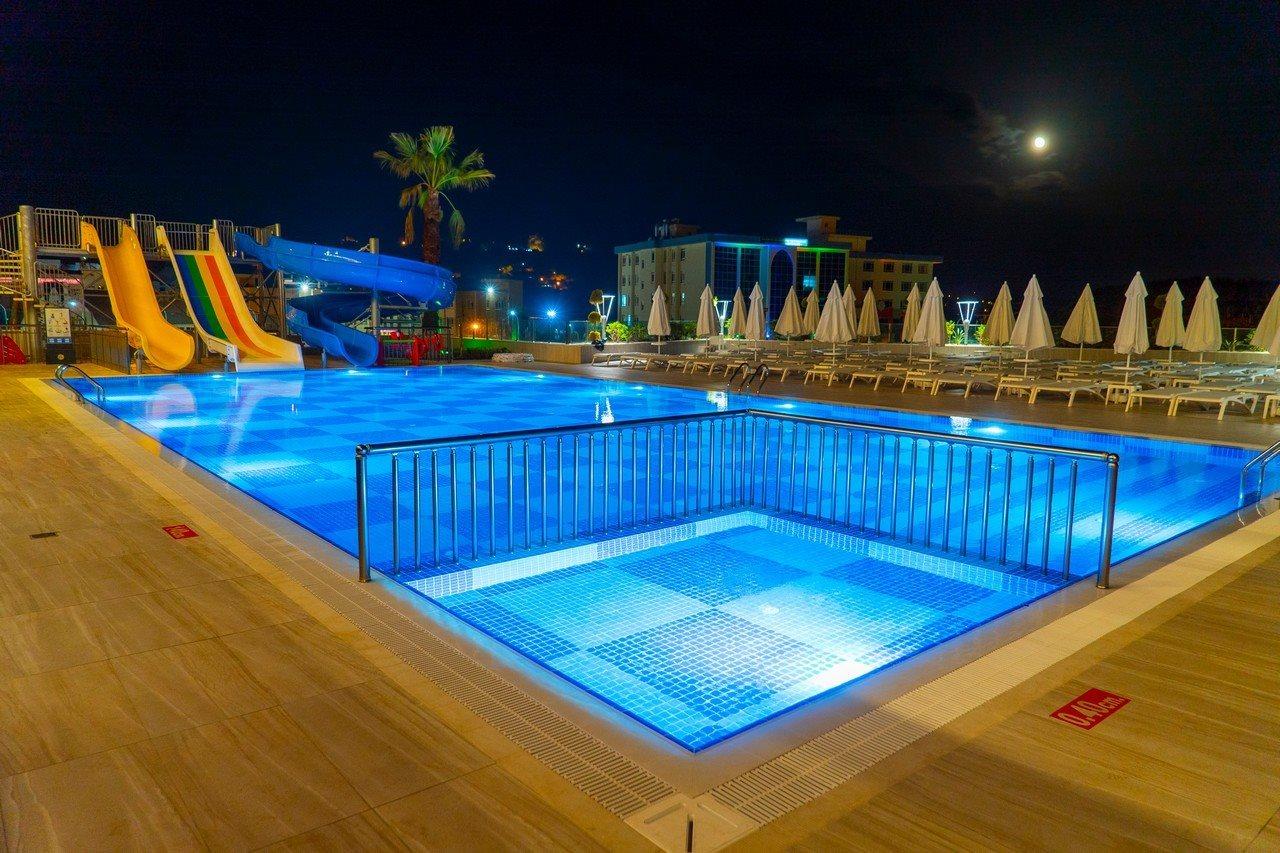 Campus Hill Hotel